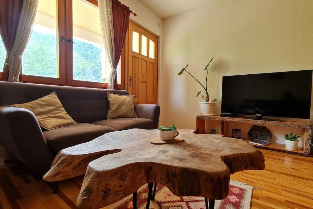 فيلا Ilis House Matka سكوبجي المظهر الخارجي الصورة